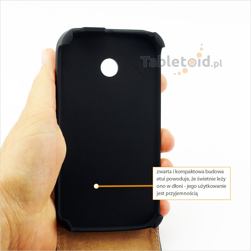 Pokrowiec na telefon doskonale lezący w dłoni