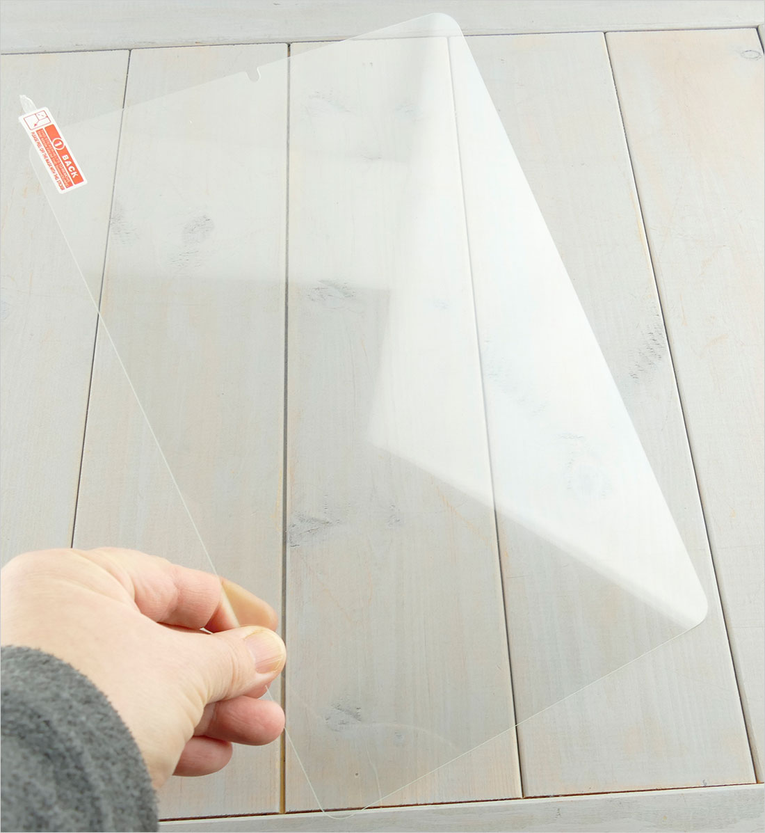 Szkło hartowane w dłoniach Chuwi Hi9 Plus 10,8 cala