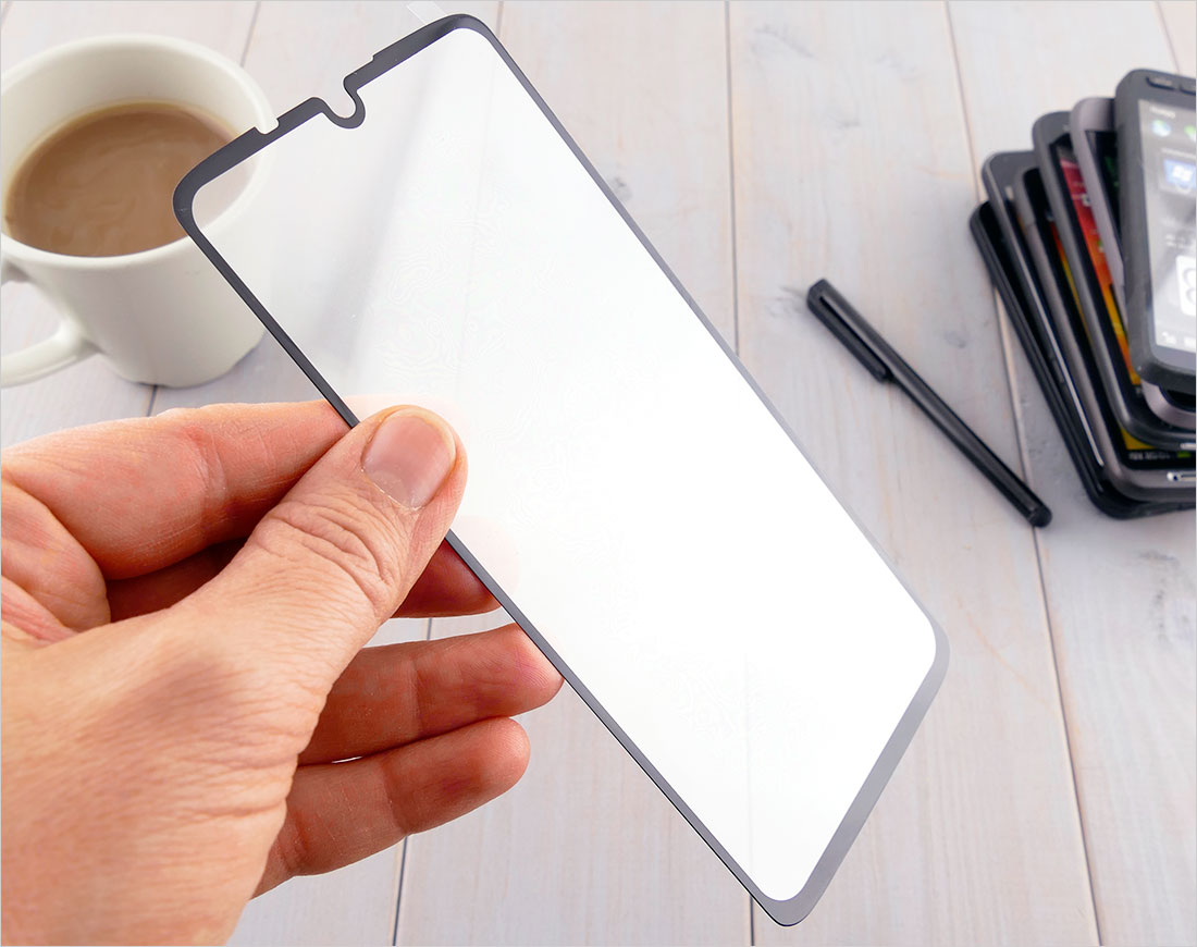 szkło chroniące telefon