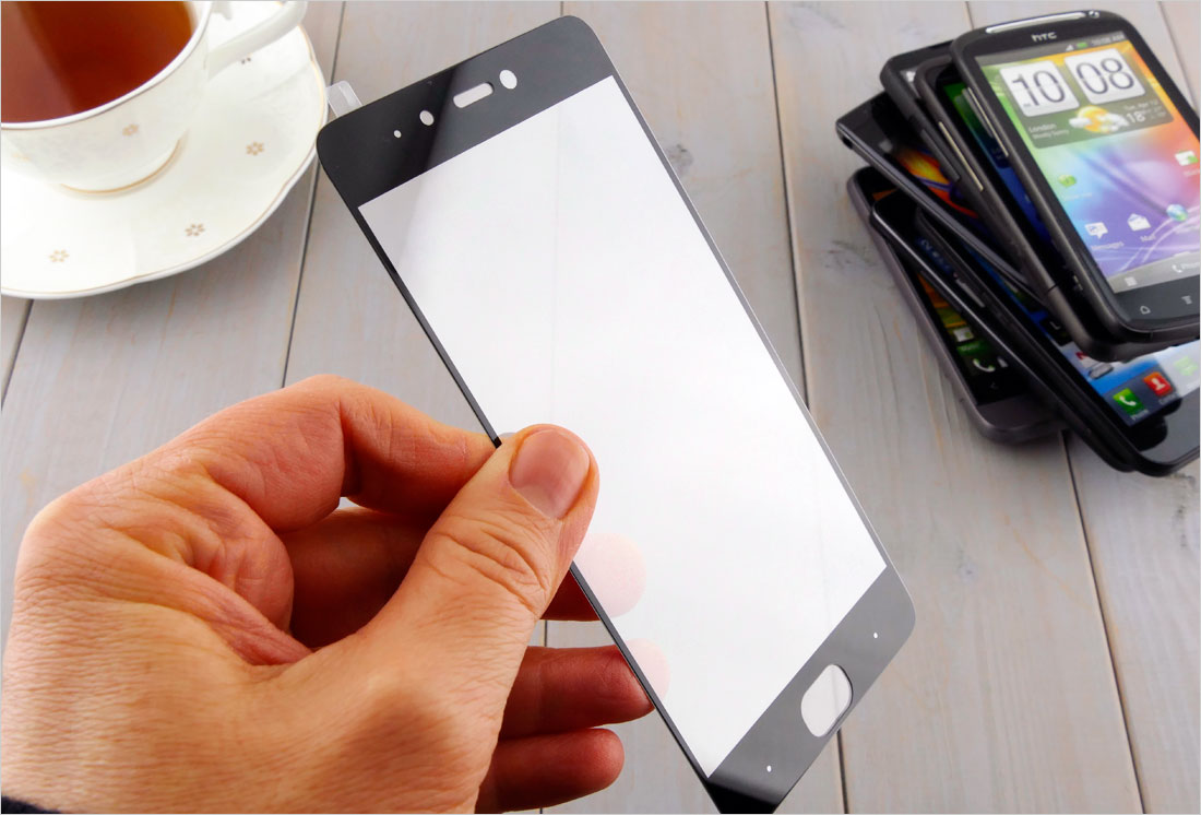 szkło chroniące telefon