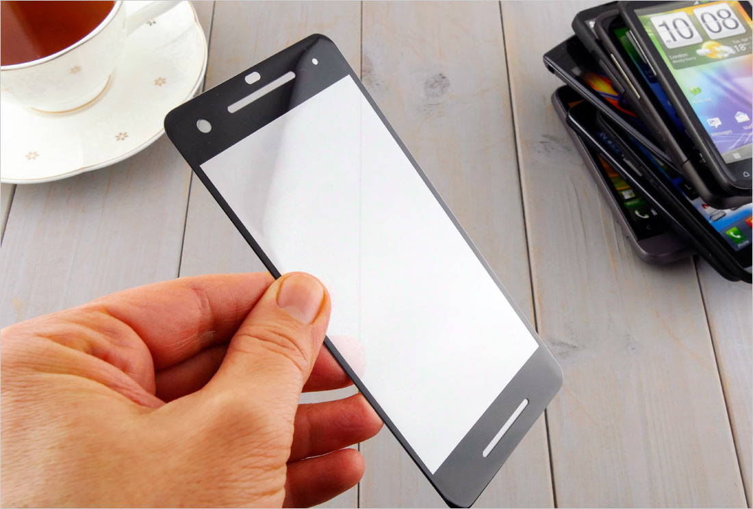 szkło chroniące telefon