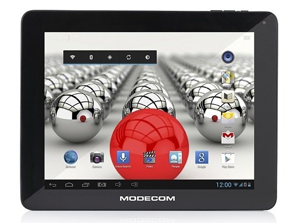 obraz przestrzenny na ekranie tableta